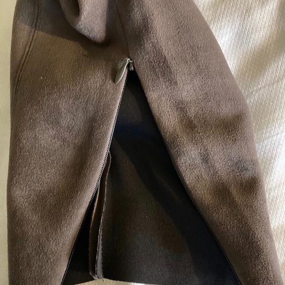 Zara - Picture 4 of 4